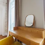 Large 4 Bedroom Near Bastille * Париж
