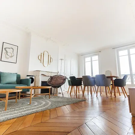 Large 4 Bedroom Near Bastille * París