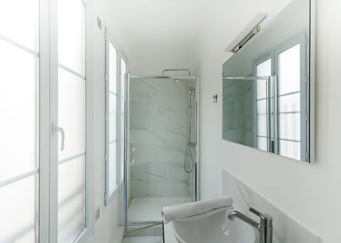 Διαμέρισμα Large 4 Bedroom Near Bastille *